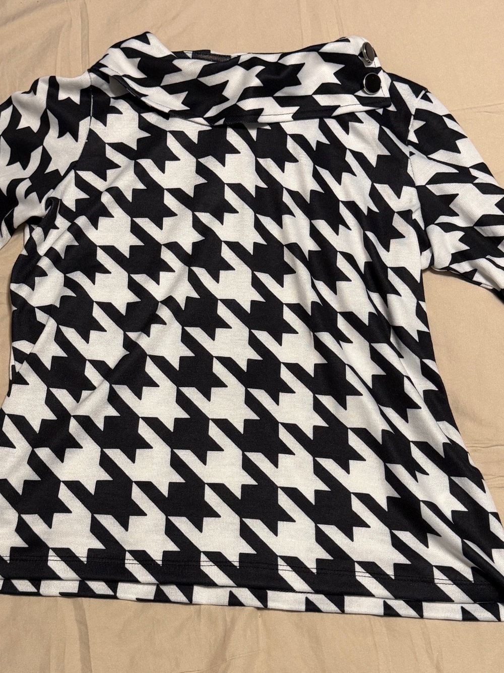 Black & White Houndstooth Boatneck Top